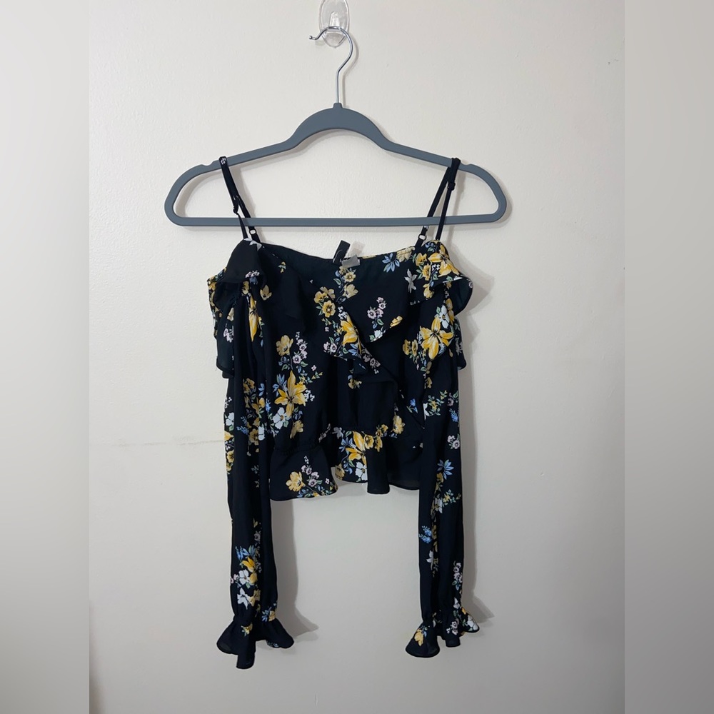H&M long sleeve floral off the shoulder blouse